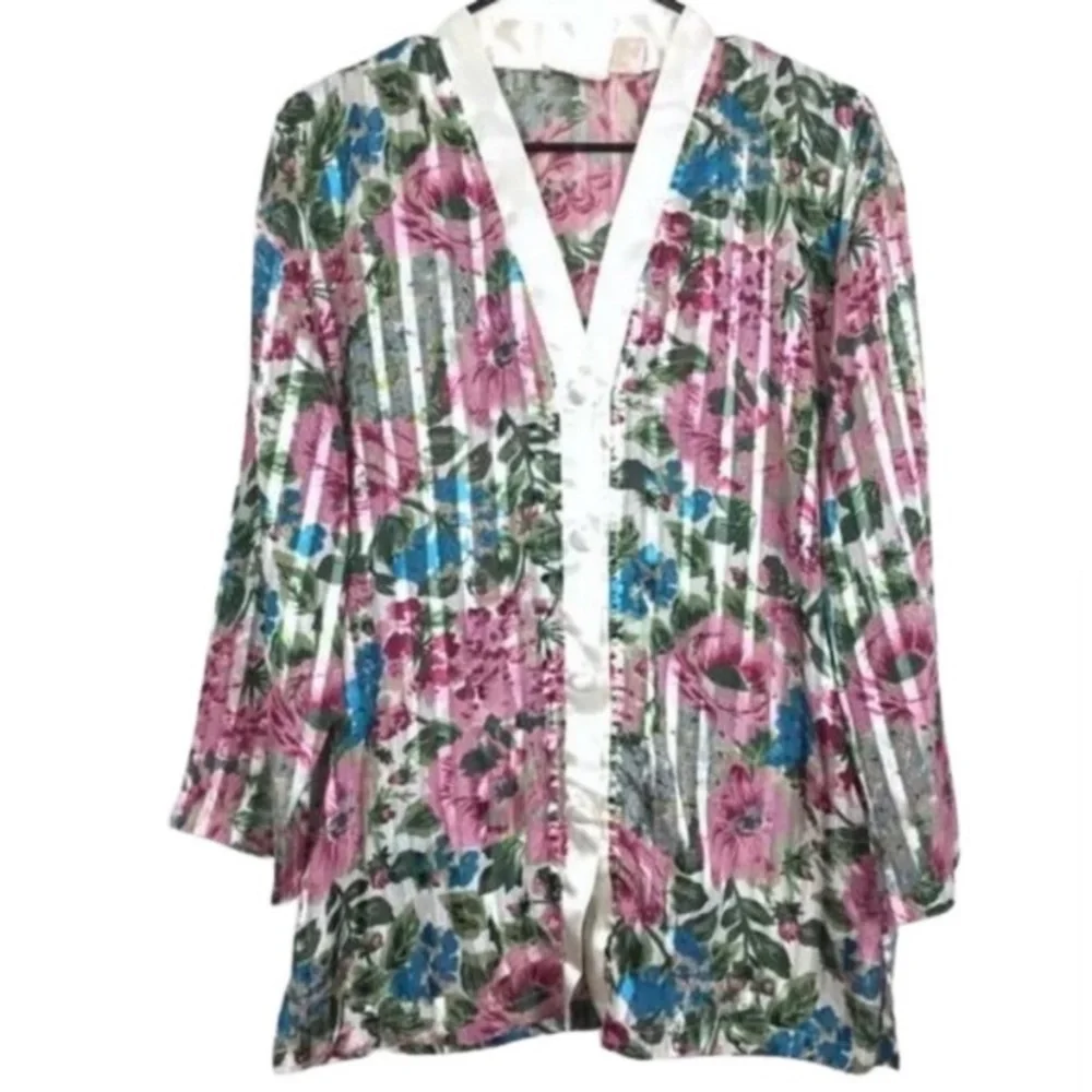 Vintage Victoria’s Secret gold label floral mini kimono size small romantic